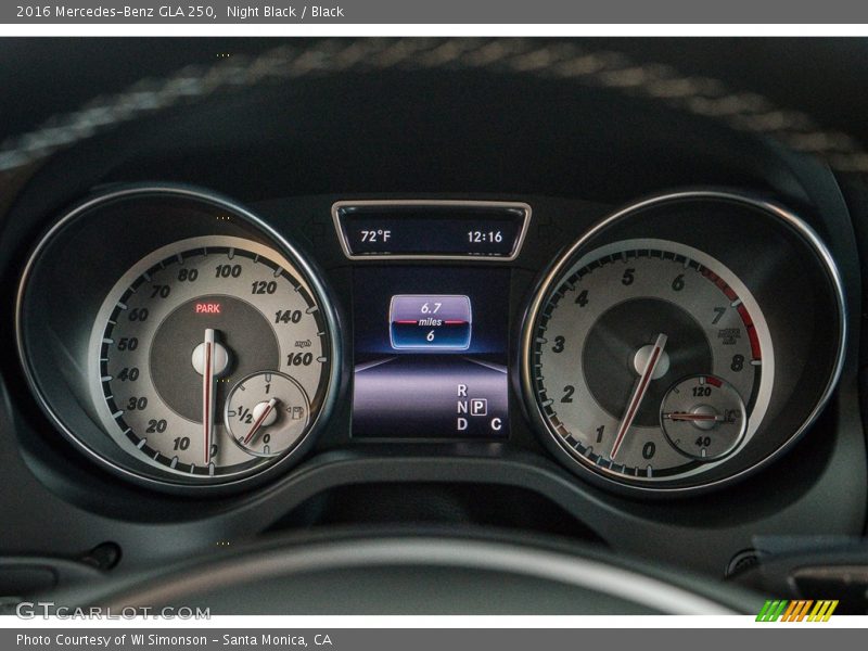 Night Black / Black 2016 Mercedes-Benz GLA 250
