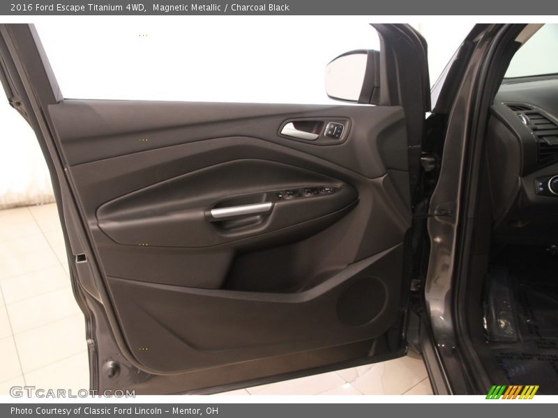 Magnetic Metallic / Charcoal Black 2016 Ford Escape Titanium 4WD