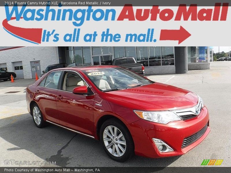 Barcelona Red Metallic / Ivory 2014 Toyota Camry Hybrid XLE
