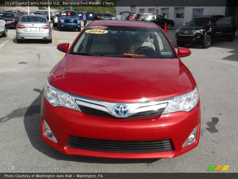 Barcelona Red Metallic / Ivory 2014 Toyota Camry Hybrid XLE