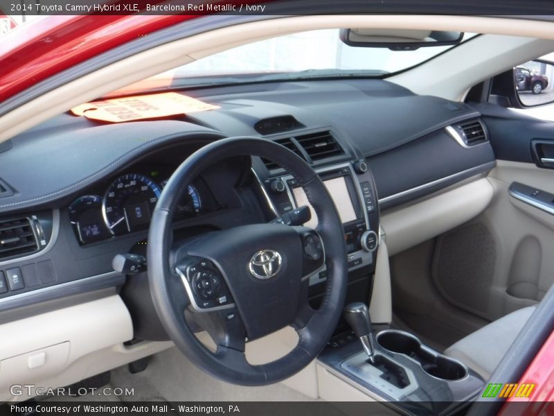 Barcelona Red Metallic / Ivory 2014 Toyota Camry Hybrid XLE