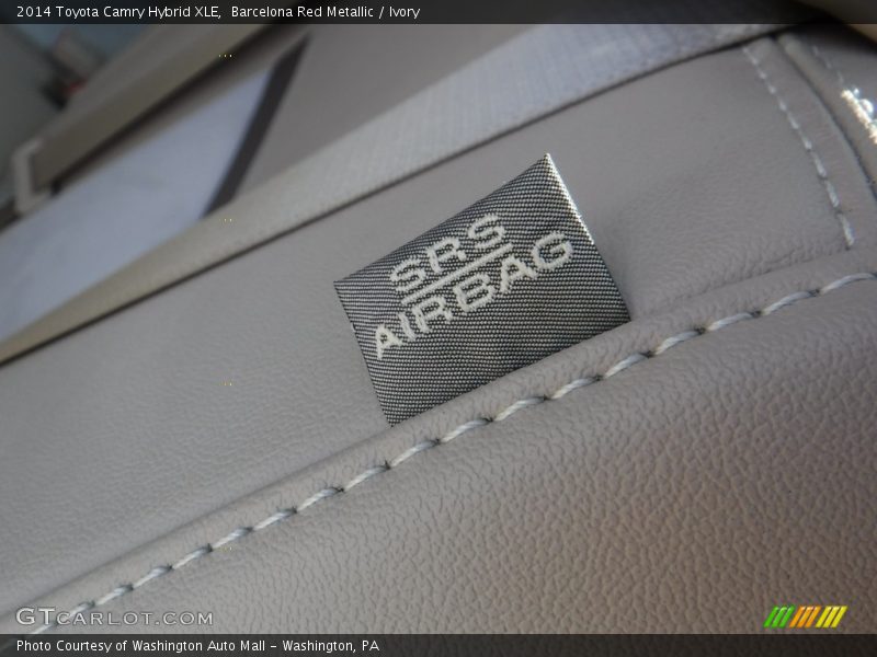 Barcelona Red Metallic / Ivory 2014 Toyota Camry Hybrid XLE