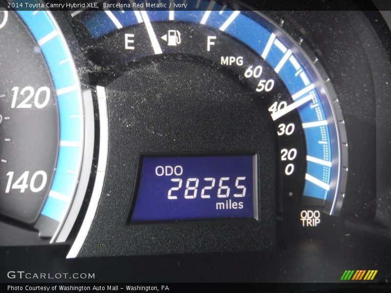 Barcelona Red Metallic / Ivory 2014 Toyota Camry Hybrid XLE