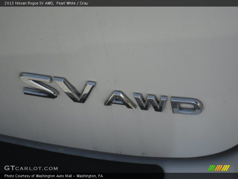 Pearl White / Gray 2013 Nissan Rogue SV AWD