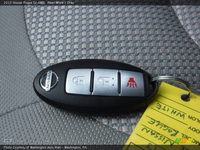 Pearl White / Gray 2013 Nissan Rogue SV AWD