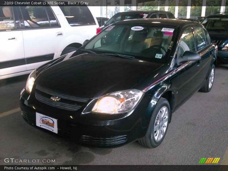 Black / Gray 2009 Chevrolet Cobalt LS XFE Sedan