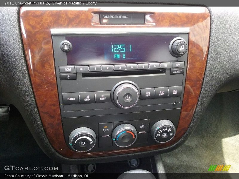 Silver Ice Metallic / Ebony 2011 Chevrolet Impala LS
