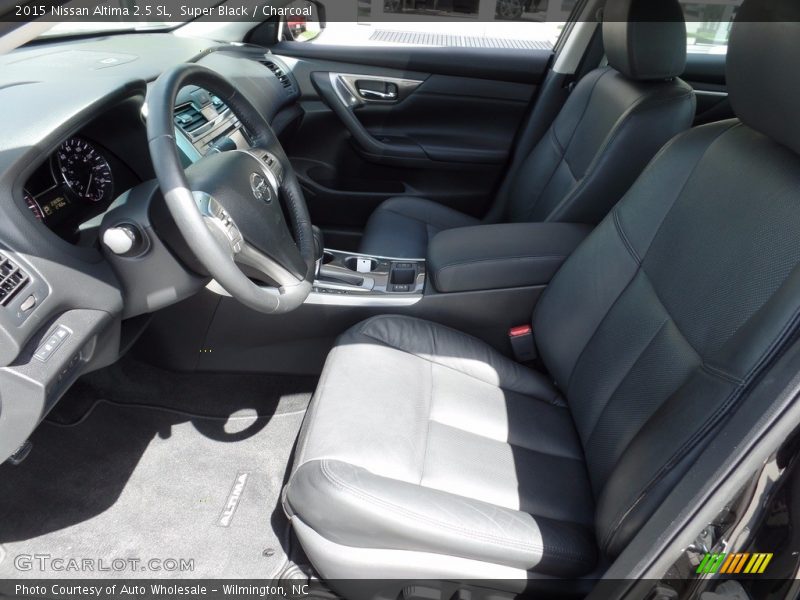 Super Black / Charcoal 2015 Nissan Altima 2.5 SL