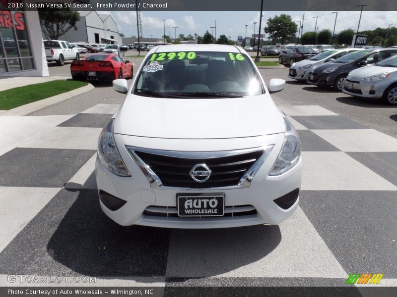 Fresh Powder / Charcoal 2016 Nissan Versa SV Sedan