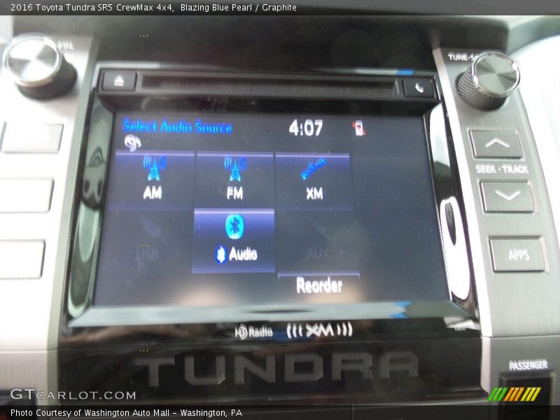 Blazing Blue Pearl / Graphite 2016 Toyota Tundra SR5 CrewMax 4x4
