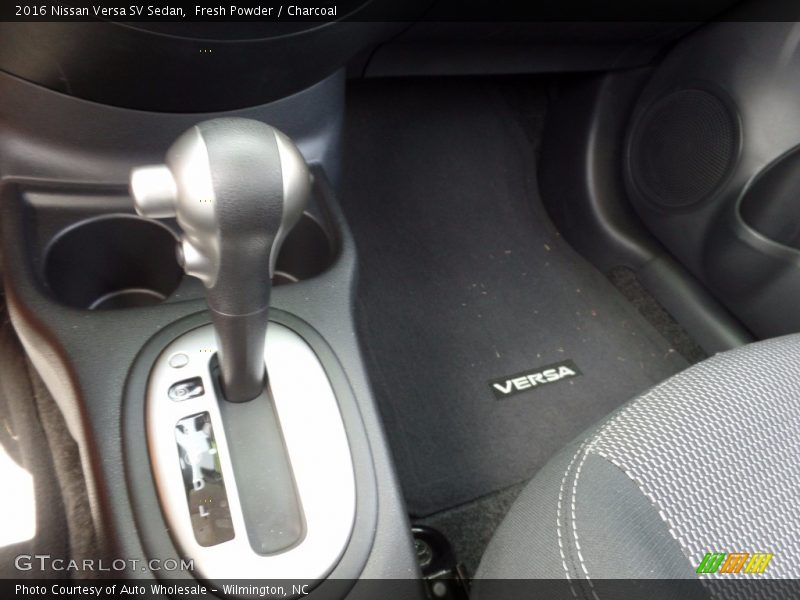 Fresh Powder / Charcoal 2016 Nissan Versa SV Sedan