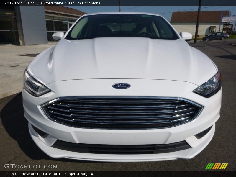 Oxford White / Medium Light Stone 2017 Ford Fusion S
