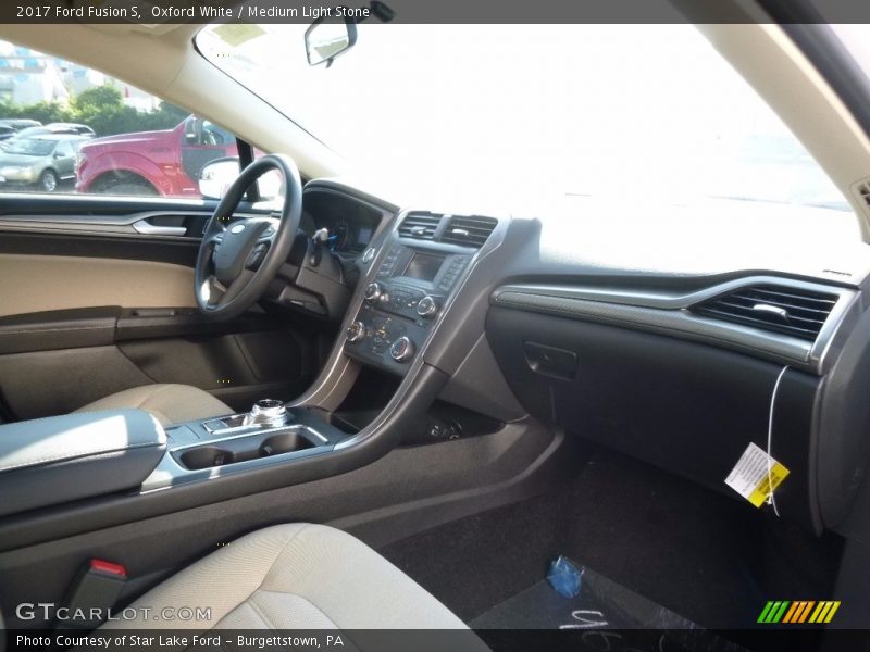 Oxford White / Medium Light Stone 2017 Ford Fusion S