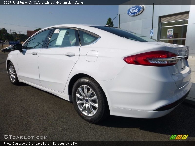 Oxford White / Medium Light Stone 2017 Ford Fusion S