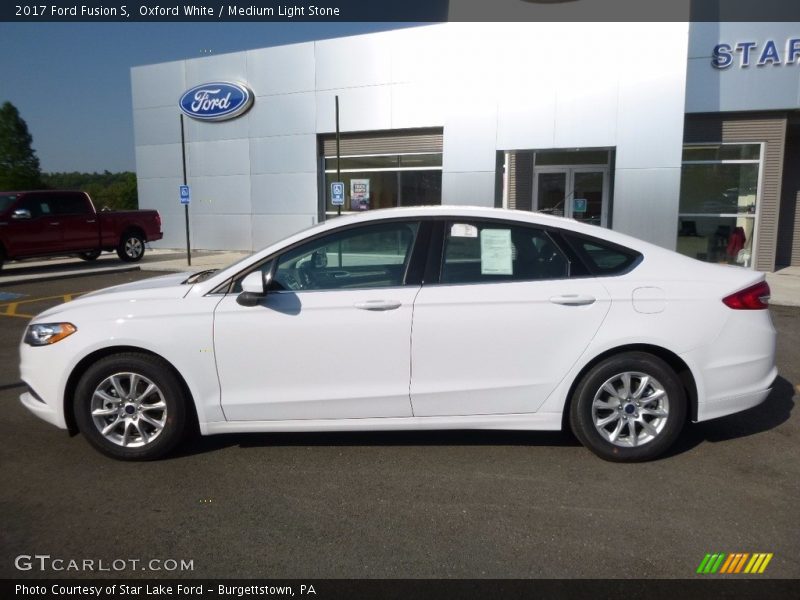 Oxford White / Medium Light Stone 2017 Ford Fusion S