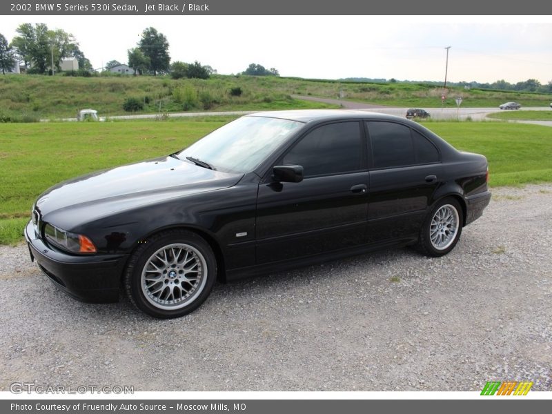 Front 3/4 View of 2002 5 Series 530i Sedan