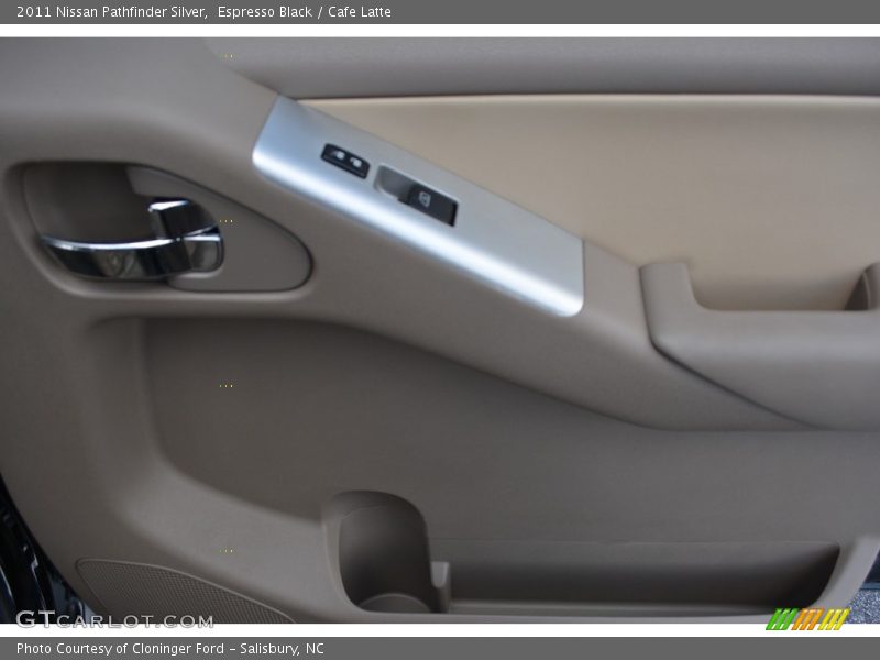 Espresso Black / Cafe Latte 2011 Nissan Pathfinder Silver