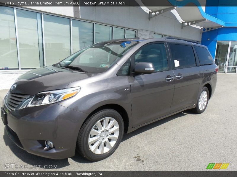 Front 3/4 View of 2016 Sienna Limited Premium AWD