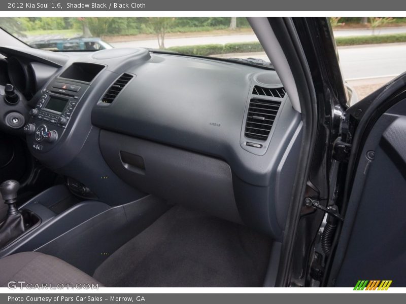 Shadow Black / Black Cloth 2012 Kia Soul 1.6