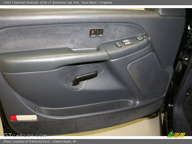 Onyx Black / Graphite 2001 Chevrolet Silverado 1500 LT Extended Cab 4x4