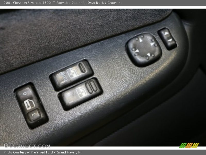 Onyx Black / Graphite 2001 Chevrolet Silverado 1500 LT Extended Cab 4x4