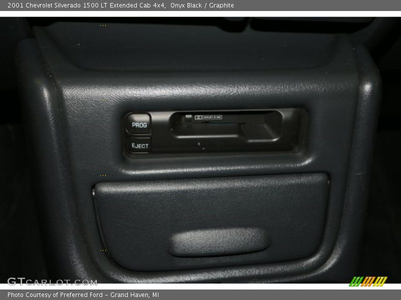 Onyx Black / Graphite 2001 Chevrolet Silverado 1500 LT Extended Cab 4x4