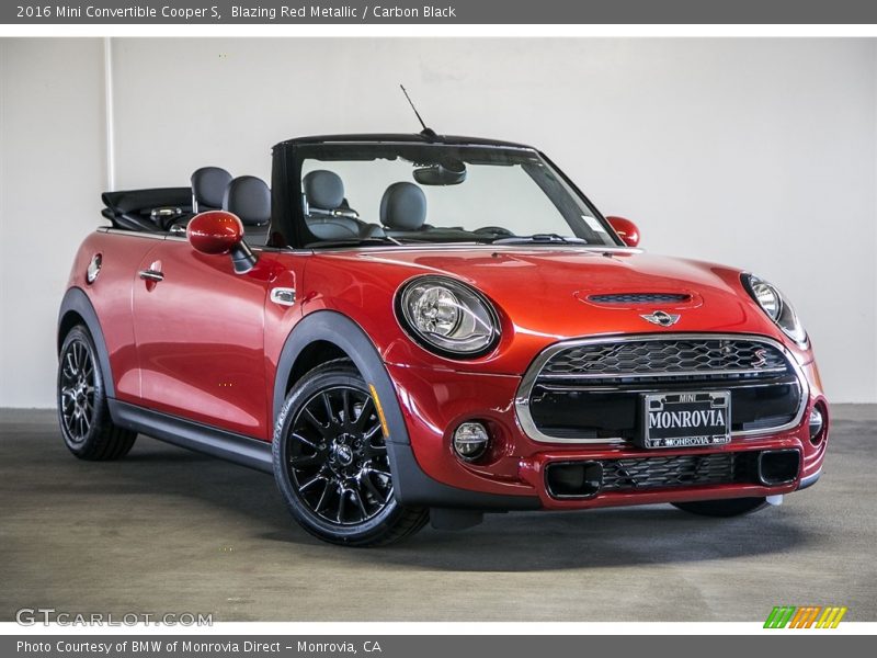 Front 3/4 View of 2016 Convertible Cooper S