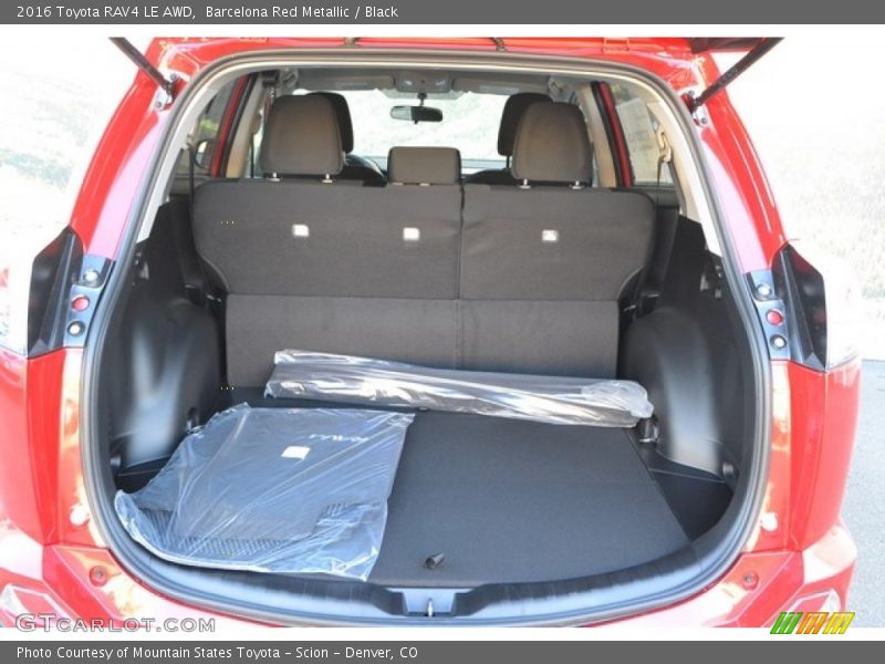 Barcelona Red Metallic / Black 2016 Toyota RAV4 LE AWD