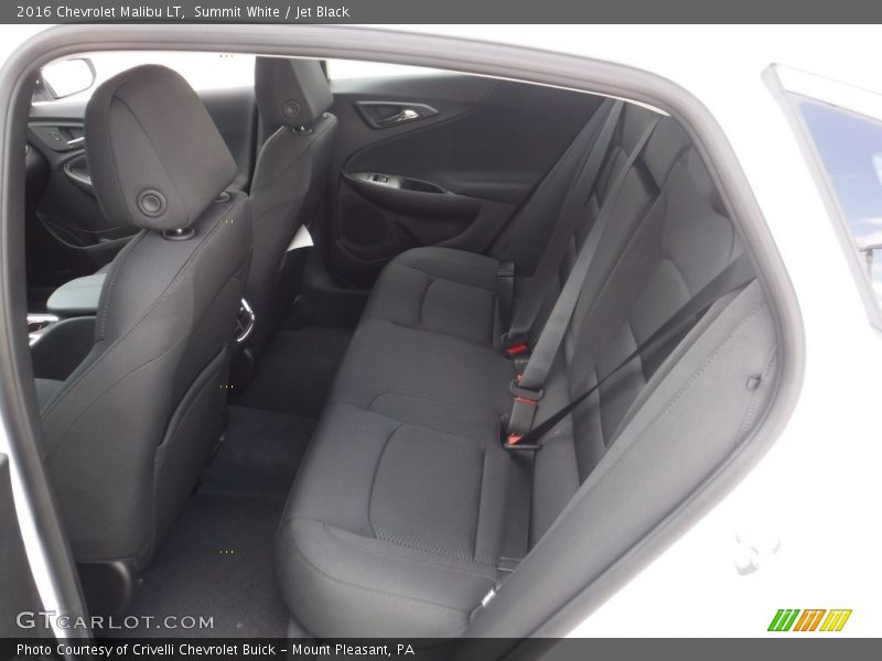 Summit White / Jet Black 2016 Chevrolet Malibu LT