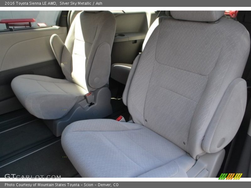 Silver Sky Metallic / Ash 2016 Toyota Sienna LE AWD