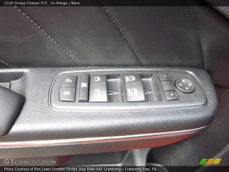 Go Mango / Black 2016 Dodge Charger R/T