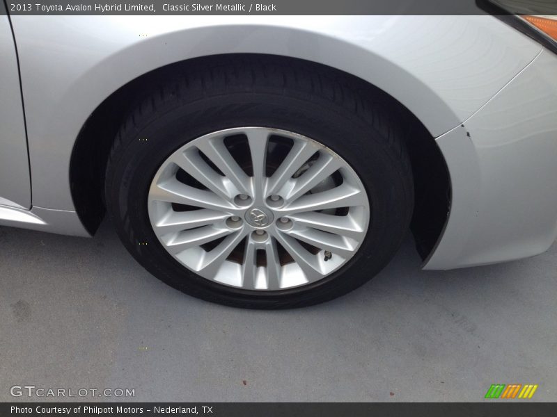 Classic Silver Metallic / Black 2013 Toyota Avalon Hybrid Limited