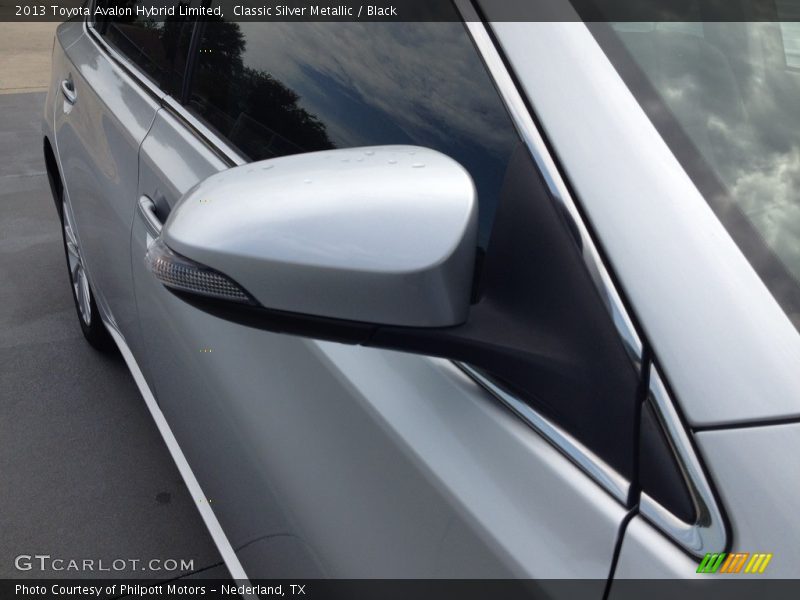 Classic Silver Metallic / Black 2013 Toyota Avalon Hybrid Limited