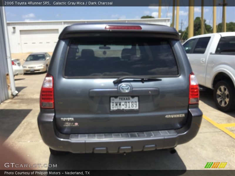 Galactic Gray Mica / Dark Charcoal 2006 Toyota 4Runner SR5