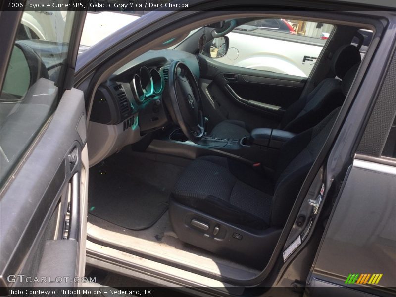 Galactic Gray Mica / Dark Charcoal 2006 Toyota 4Runner SR5