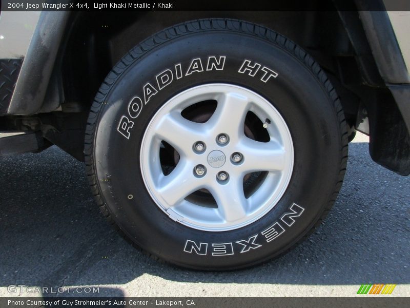 Light Khaki Metallic / Khaki 2004 Jeep Wrangler X 4x4