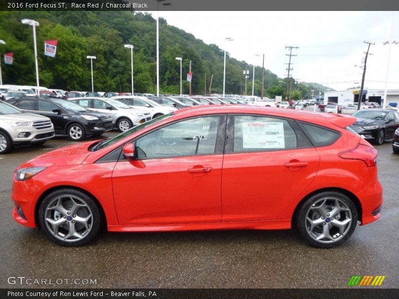 Race Red / Charcoal Black 2016 Ford Focus ST