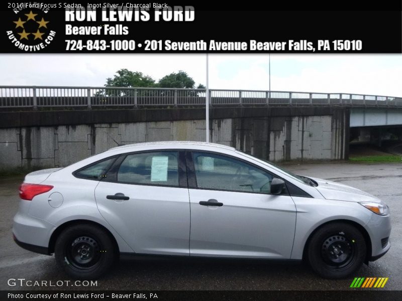 Ingot Silver / Charcoal Black 2016 Ford Focus S Sedan