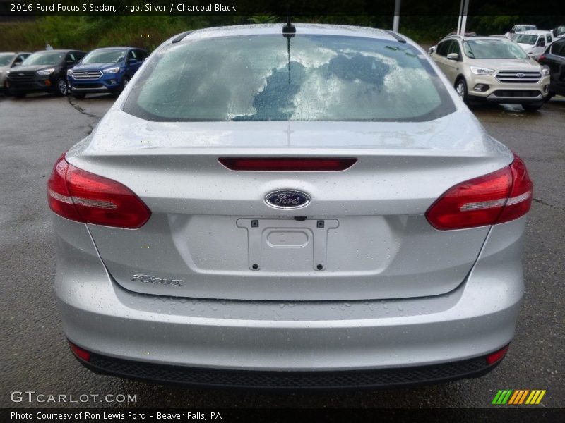 Ingot Silver / Charcoal Black 2016 Ford Focus S Sedan