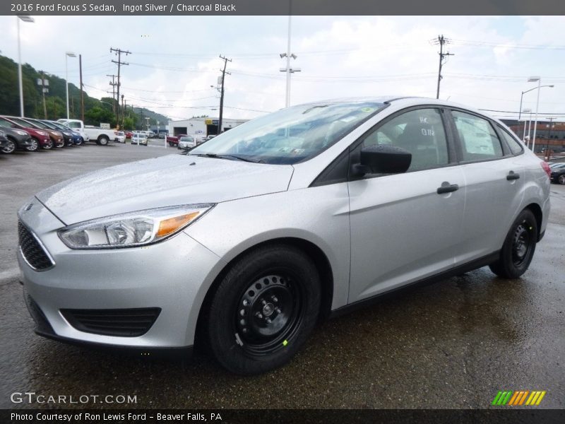 Ingot Silver / Charcoal Black 2016 Ford Focus S Sedan