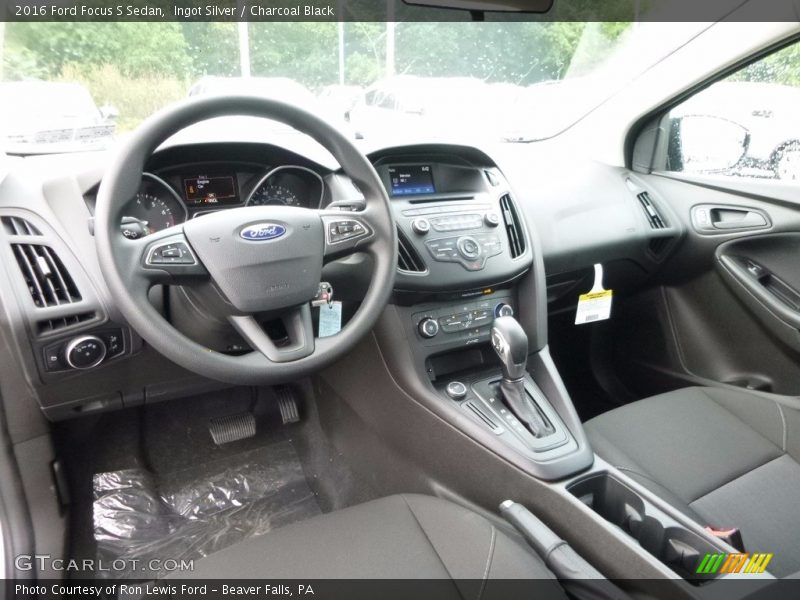 Ingot Silver / Charcoal Black 2016 Ford Focus S Sedan