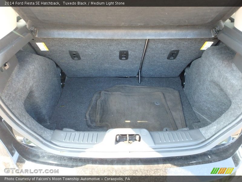 Tuxedo Black / Medium Light Stone 2014 Ford Fiesta SE Hatchback