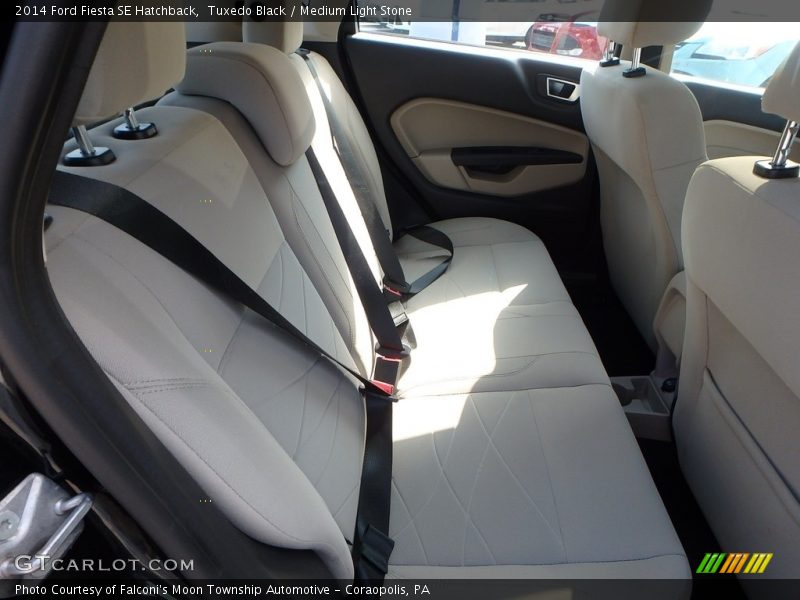 Tuxedo Black / Medium Light Stone 2014 Ford Fiesta SE Hatchback