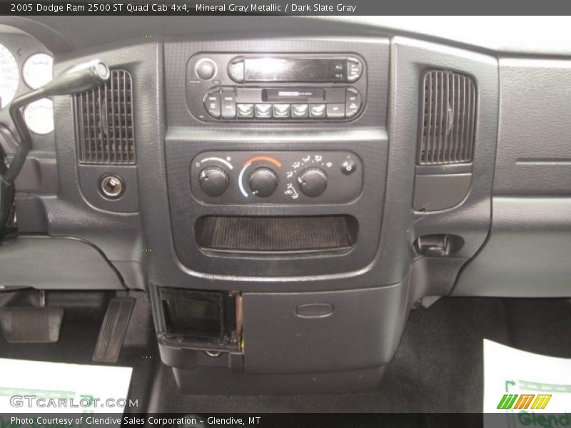 Mineral Gray Metallic / Dark Slate Gray 2005 Dodge Ram 2500 ST Quad Cab 4x4