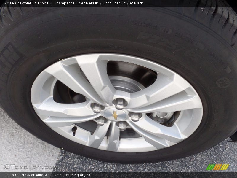 Champagne Silver Metallic / Light Titanium/Jet Black 2014 Chevrolet Equinox LS