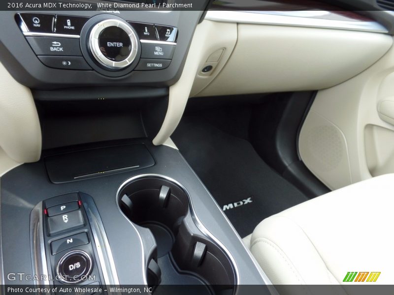 White Diamond Pearl / Parchment 2016 Acura MDX Technology