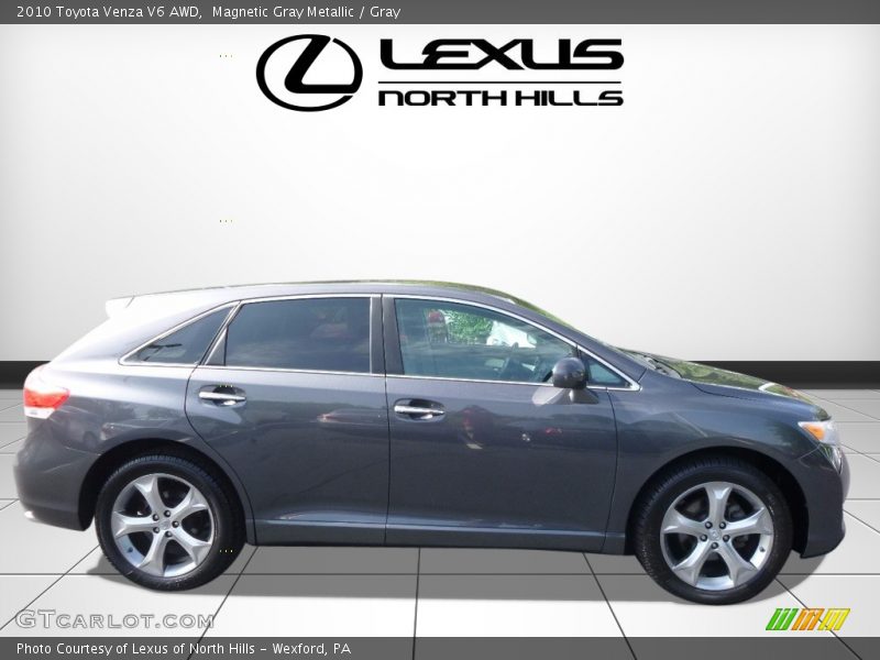 Magnetic Gray Metallic / Gray 2010 Toyota Venza V6 AWD