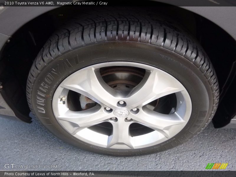 Magnetic Gray Metallic / Gray 2010 Toyota Venza V6 AWD