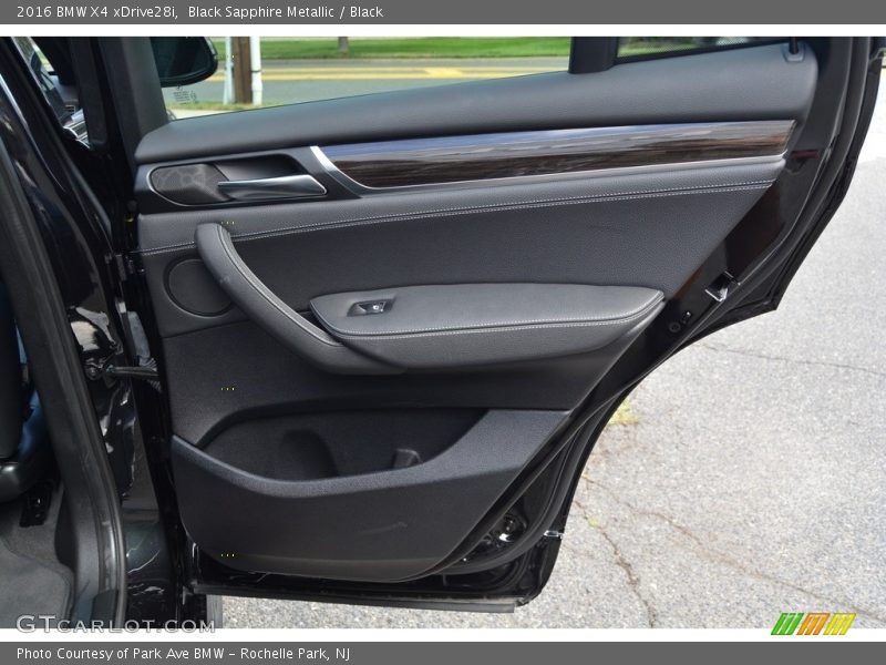 Black Sapphire Metallic / Black 2016 BMW X4 xDrive28i