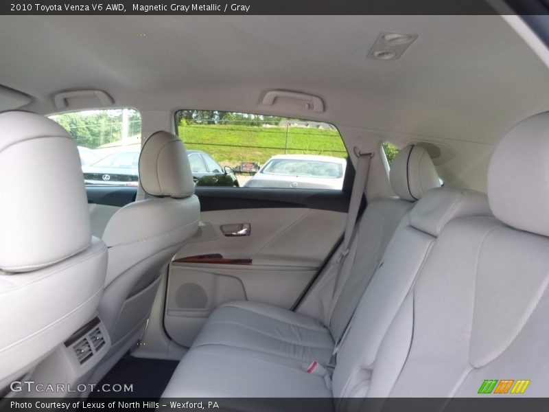 Magnetic Gray Metallic / Gray 2010 Toyota Venza V6 AWD